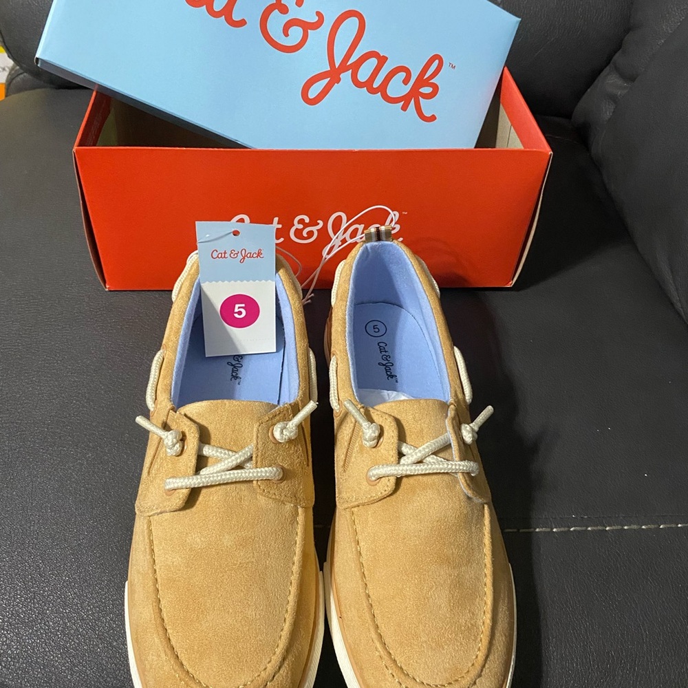 Cat & Jack Kids' Tan Dress Shoes